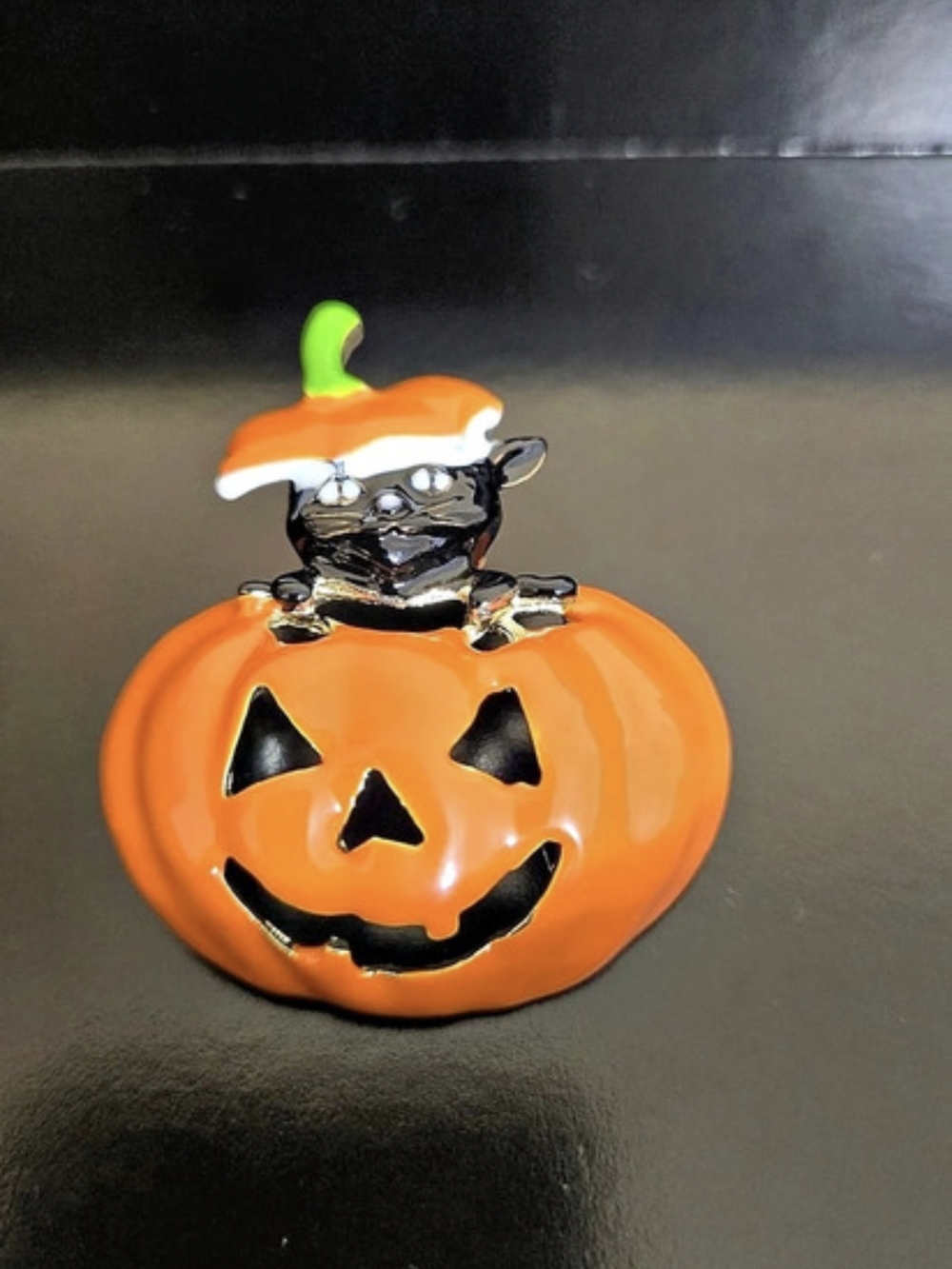 Pumpkin Halloween Jack O'Lantern Cat Brooch